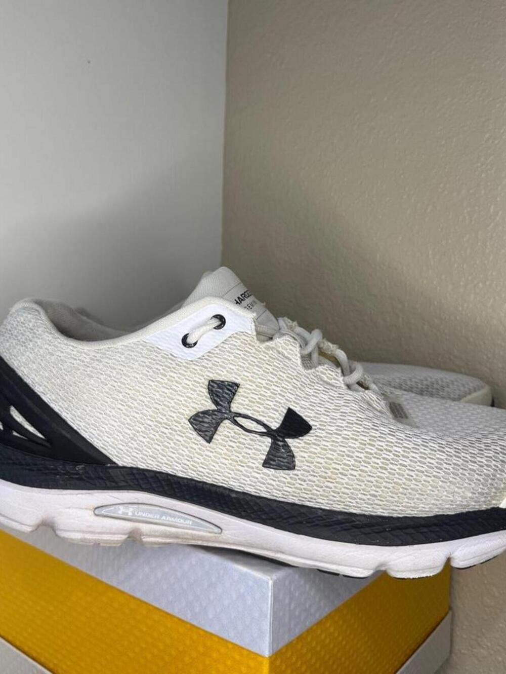 Under Armour Charged Gemini Running Shoes Men's Size 14 White Black Sneakers